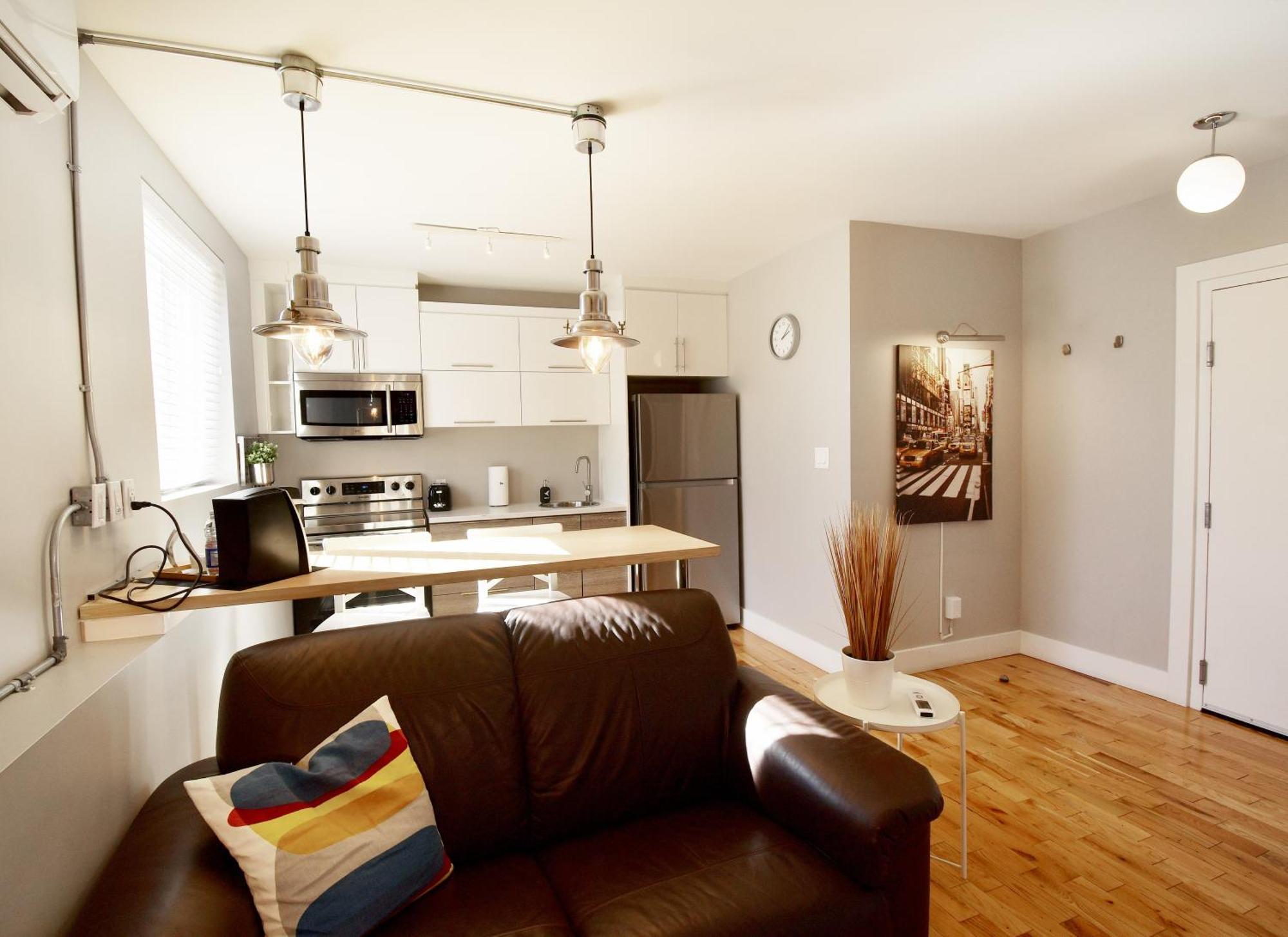 Capitol Robinson By Bower Boutique Hotels Moncton Exterior photo